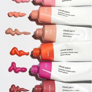Glossier Cloud Paint in DAWN